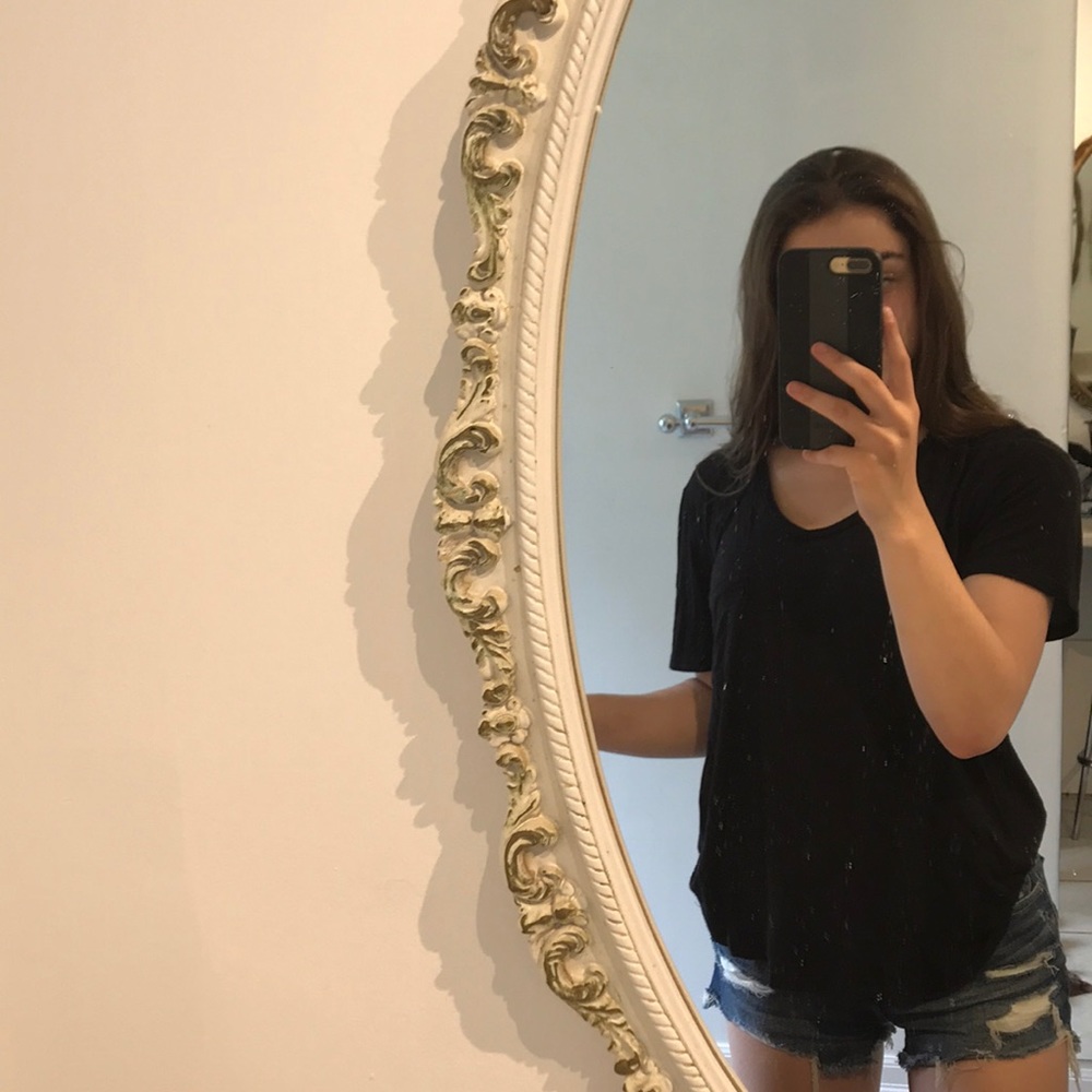 T- shirt